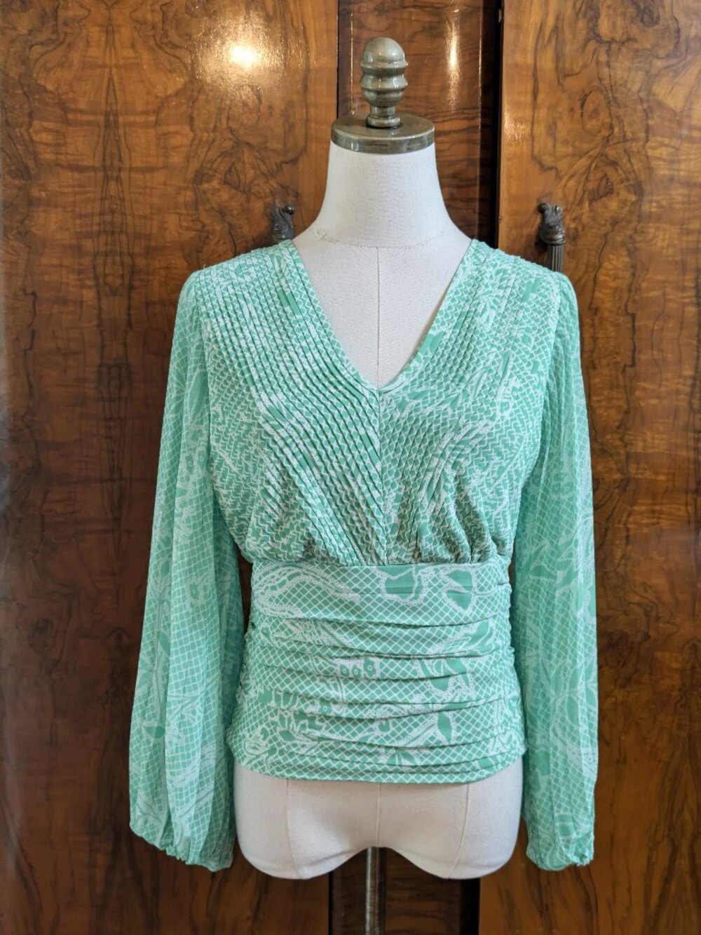 White House Black Market Green Pleated Surplice Smocked Blouse 2 Career Romantic